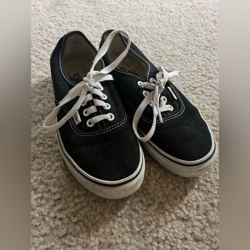 Women’s Vans Black Sneakers with White Laces